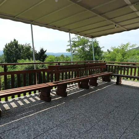 Da Giulia Inn *