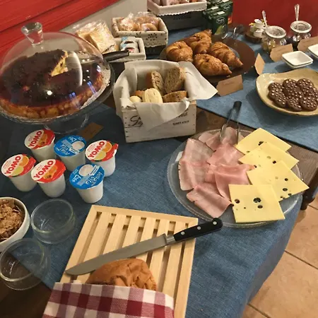 Da Giulia Inn *